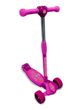 Cargar imagen en el visor de la galería, Tri Scooter Maxi QMAX Girl