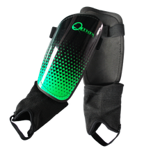 Cargar imagen en el visor de la galería, Canillera Con Tobillera Pro Training QMAX