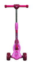 Cargar imagen en el visor de la galería, Tri Scooter Maxi QMAX Girl
