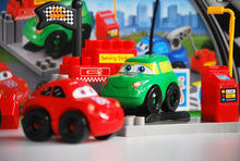 Cargar imagen en el visor de la galería, Set De Bloques Pit Stop Service
